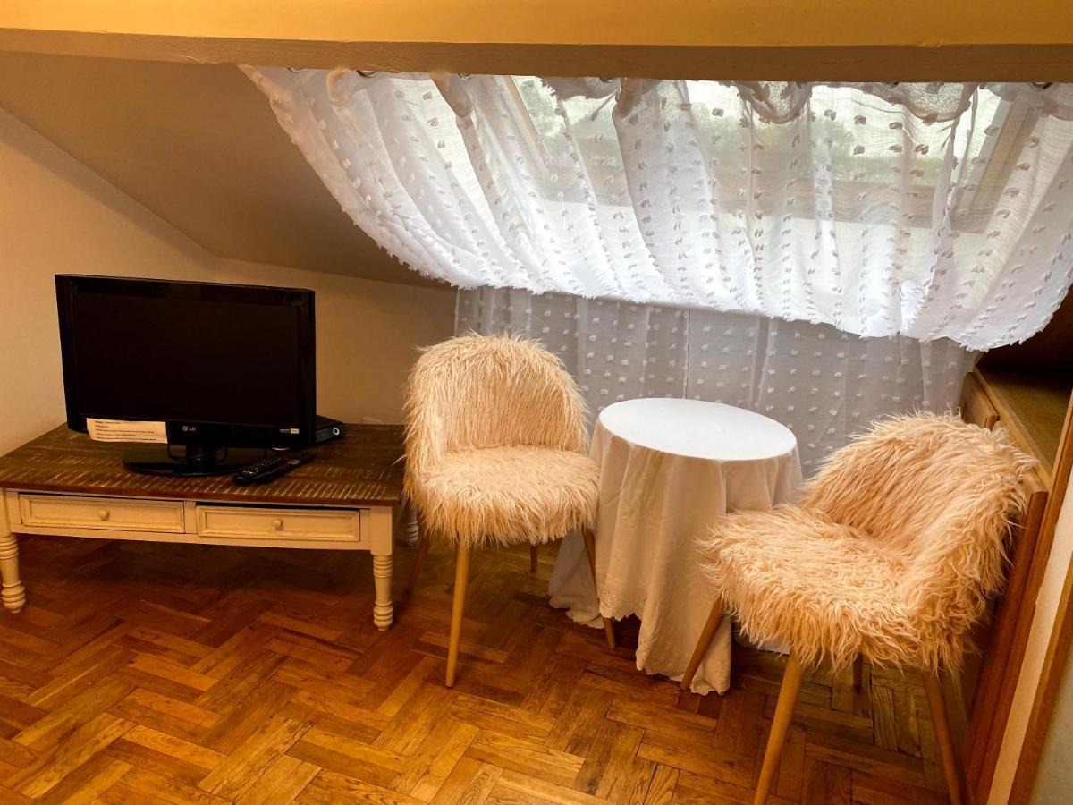Le Chateau De Frankie Spas-Saunas Grand-Reng Eksteriør bilde